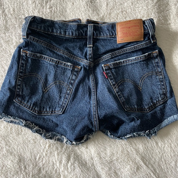 Levi’s 501 High Waisted Shorts - Picture 3 of 3